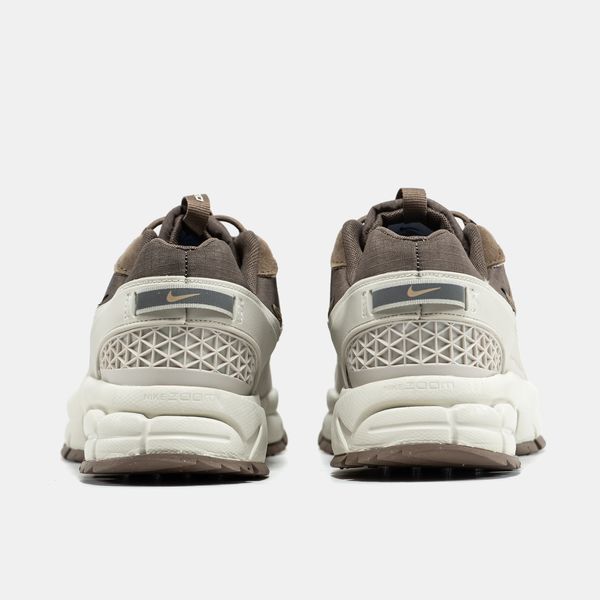Nike Air Zoom Vomero Roam Light Bone ALL20253 фото