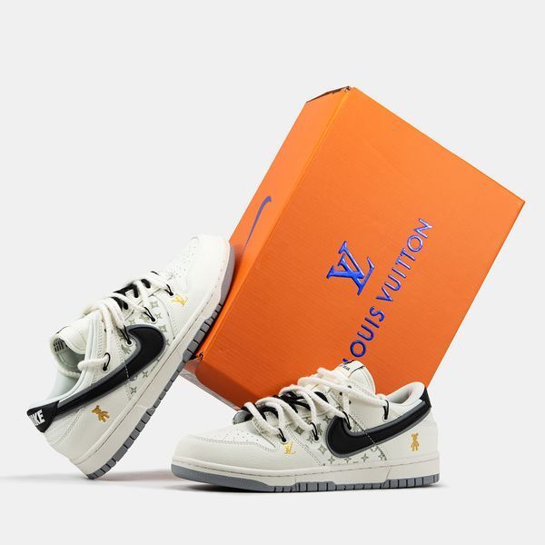 Nike SB Dunk Low x Louis Vuitton Glammy Bear White ALL19469 фото