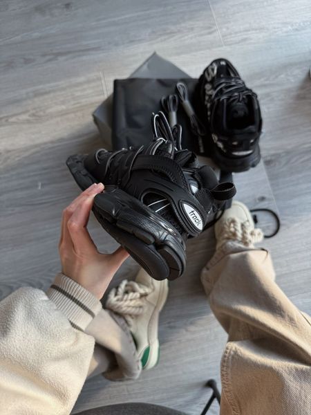 Balenciaga Track Sneaker 'Signature - Black White' ALL19708 фото