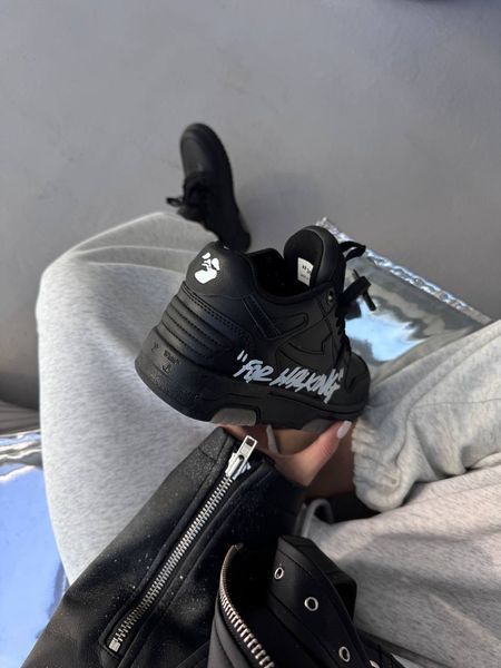 OFF-WHITE Out Of Office For Walking Black ALL22887 фото