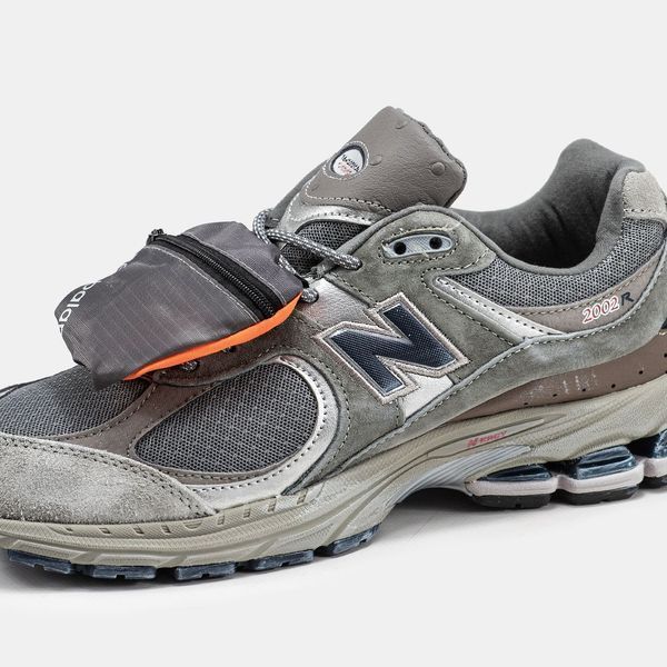 New Balance 2002R Beige Grey ALL10530 фото