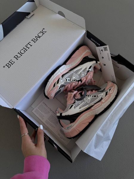 OFF-WHITE Be Right Back Light Pink ALL20228 фото