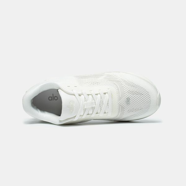 Alo Yoga Runner White ALL24133 фото