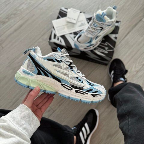 Off-White White & Blue Be Right Back Sneakers ALL20544 фото