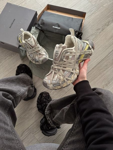 Balenciaga 3XL Extreme Lace Sneaker in Light Beige ALL20477 фото